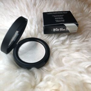 Kat Von D single eyeshadow metal crush